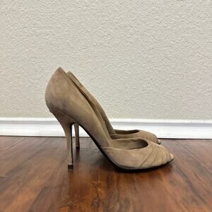 GUCCI D'Orsay Pumps Heels Womens 8.5B Taupe Interlocking G Logo Suede Rhinestone